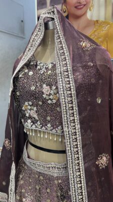 Designer Crop-Top (wine) - Image 4